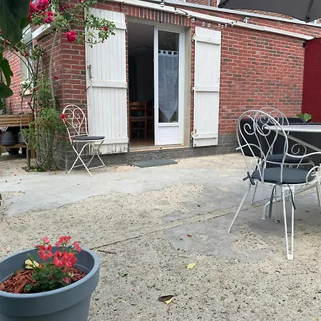 Maison Accueillante Avec Cheminee